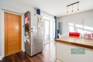 Photo 6- click for photo gallery